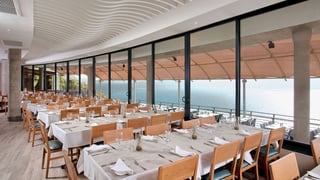 Two Oceans Restaurant