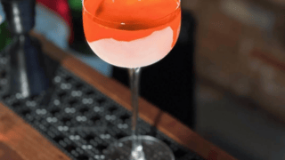 Bar Contra
